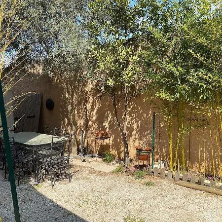 300 M De La Avec Jardin 100m2 * سا سيرْ سور مير