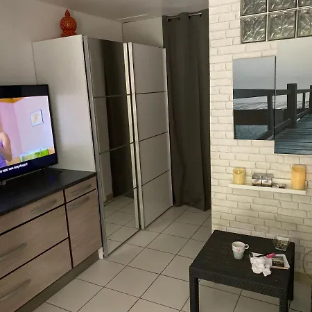 شقة 300 M De La Avec Jardin 100m2