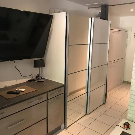 300 M De La Avec Jardin 100m2 * سا سيرْ سور مير